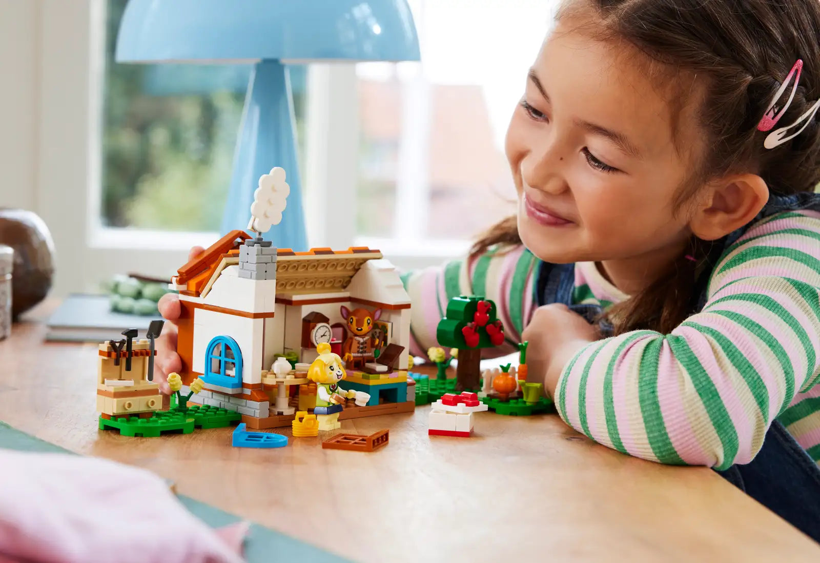 LEGO Animal Crossing Isabelle's House Visit 77049